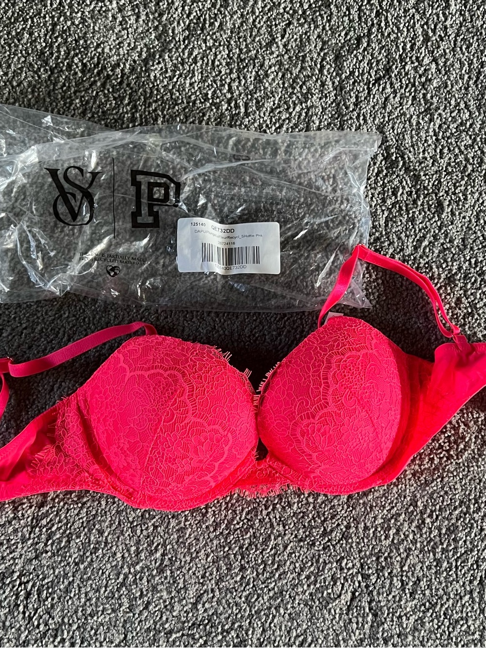 PINK Victoria's Secret Lace Push-Up Bra - Bright Pink